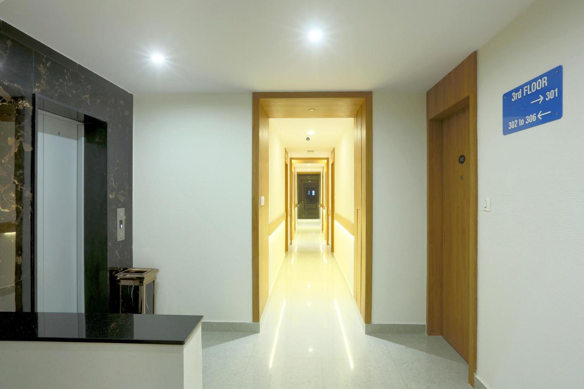 Hotel Sterling Plaza- Bangalore International Airport Dod Jala ภายนอก รูปภาพ