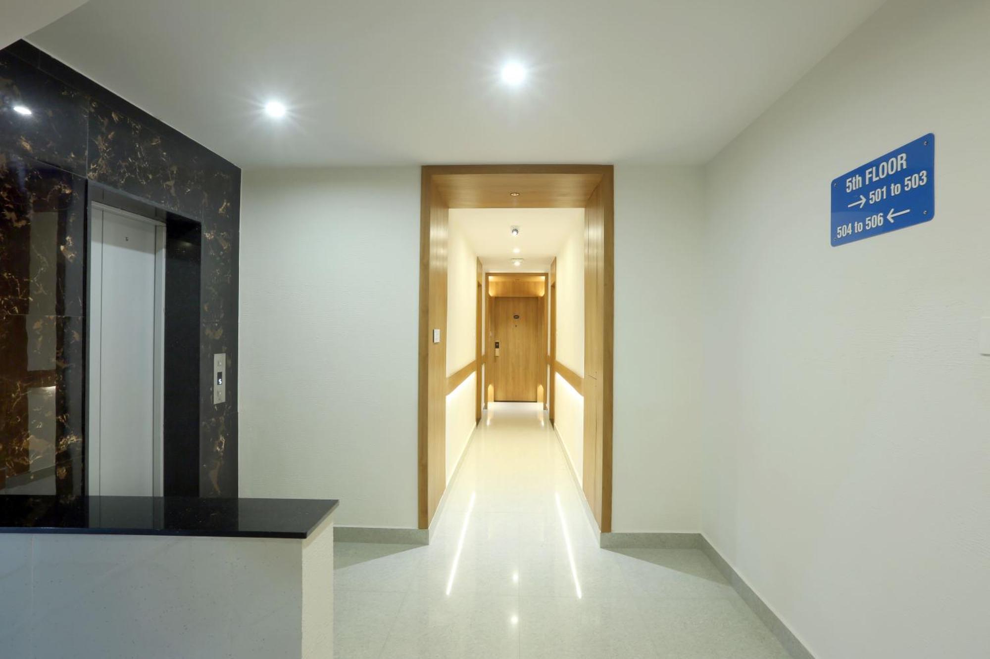 Hotel Sterling Plaza- Bangalore International Airport Dod Jala ภายนอก รูปภาพ