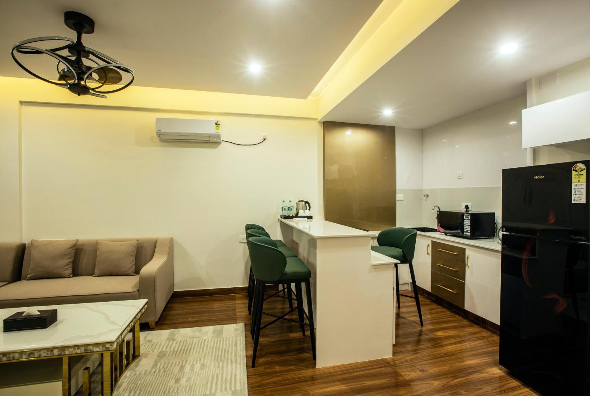 Hotel Sterling Plaza- Bangalore International Airport Dod Jala ภายนอก รูปภาพ